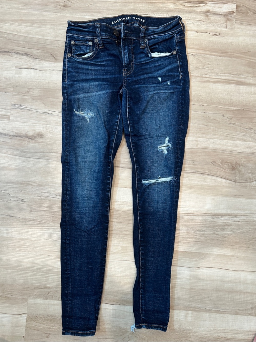 American Eagle Outfitters Dark Wash Distressed Skinny Jeans